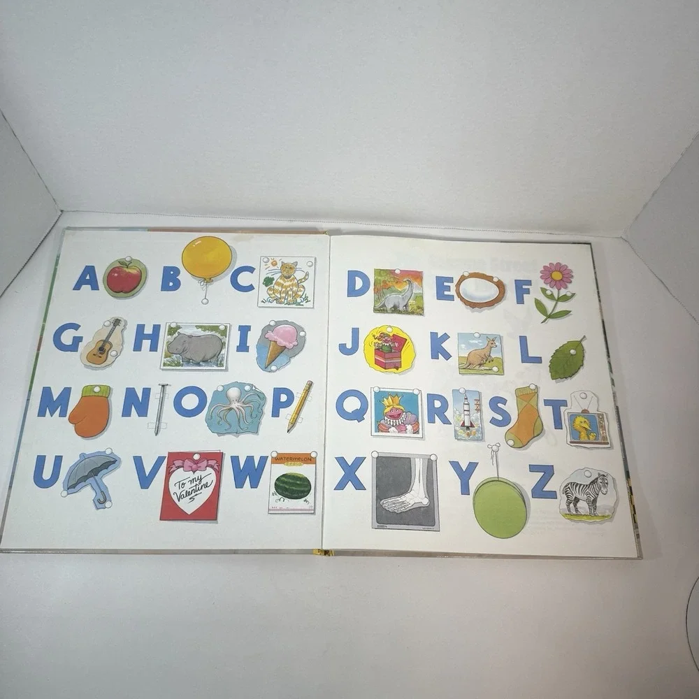 Sesame Street Hardcover Books Lot 2 Sesame Street Word‎ Book & The Runaway Soup